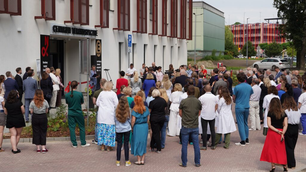 Otwarcie Oddziału Terapii Izotopowej - zebrani goście