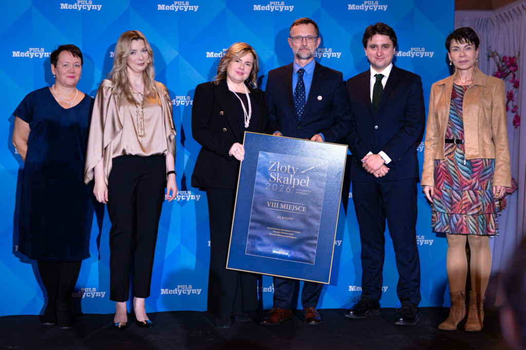 Plus medycyny - Na zdjęciu od lewej: Agnieszka Stojak, Katarzyna Matusewicz, Iwona Dębosz-Suwińska, Tomasz Rutkowski, Mateusz Gajek, Maja Marklowska-Tomar